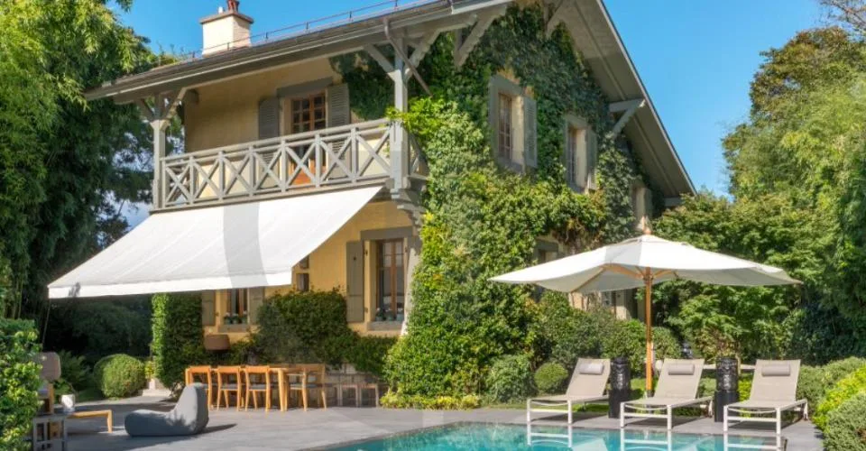 Luxueuse maison individuelle à vendre à Vésenaz avec superbe piscine