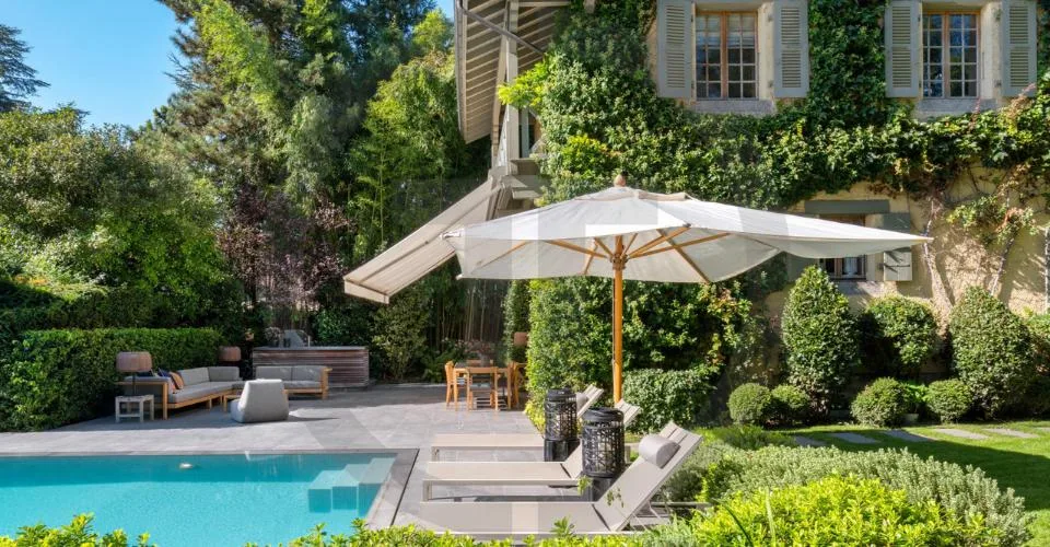 Luxueuse maison individuelle à vendre à Vésenaz avec superbe piscine