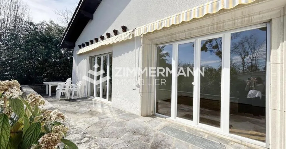 Genthod - Villa familiale sur superbe parcelle arborée de 2892m²