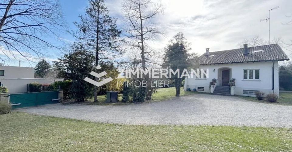 Genthod - Villa familiale sur superbe parcelle arborée de 2892m²