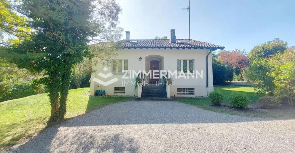 Genthod - Villa familiale sur superbe parcelle arborée de 2892m²
