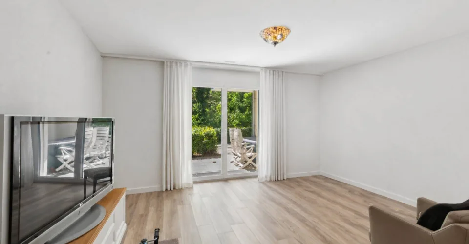 En exclusivité ! Immeuble mixte divisé en deux logements de plain-pied