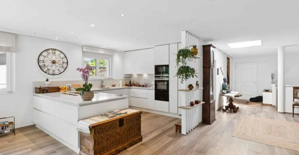 En exclusivité ! Immeuble mixte divisé en deux logements de plain-pied