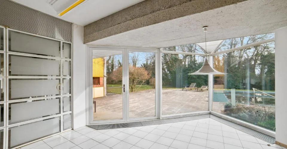 Exclusivité - Maison d'architecte à Cologny