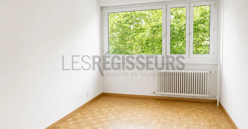 Appartement de 4 pièces à proximité immédiate de la Gare du Bachet