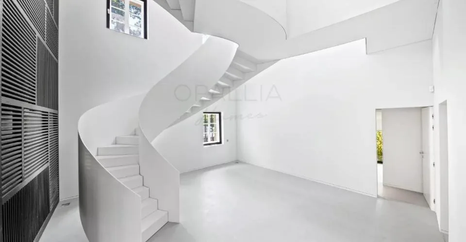 Propriété d'exception du 18e siècle, parcelle de 3,136 m² et piscine i