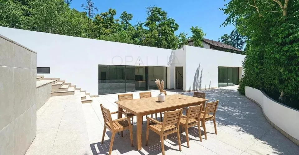 Propriété d'exception du 18e siècle, parcelle de 3,136 m² et piscine i