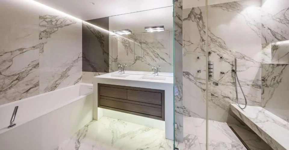 Attique en duplex d'exception avec vaste terrasse panoramique