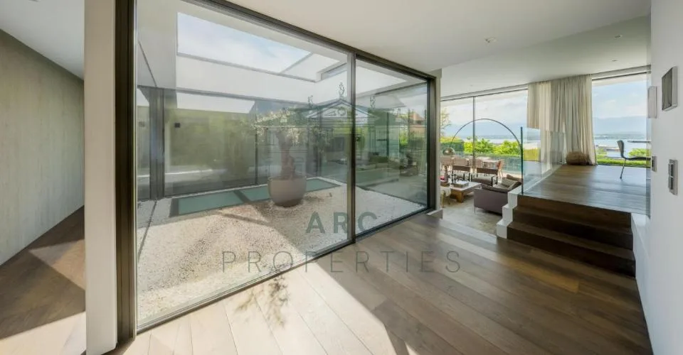 ANIÈRES - VILLA CONTEMPORAINE AVEC ACCÈS PRIVÉ AU LAC – foto 2 di 4