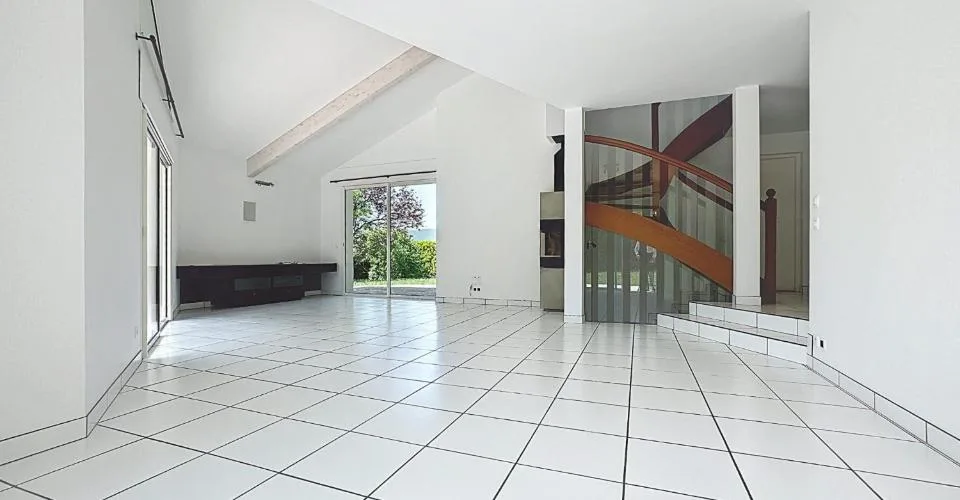 Villa 6 pièces à Messery