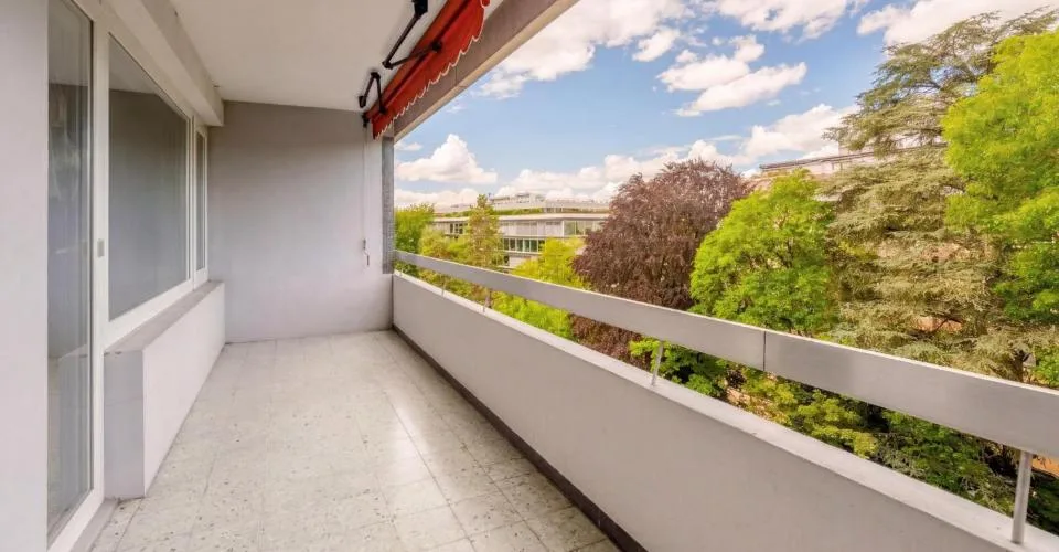 Co-exclusivité à Florissant - appartement traversant