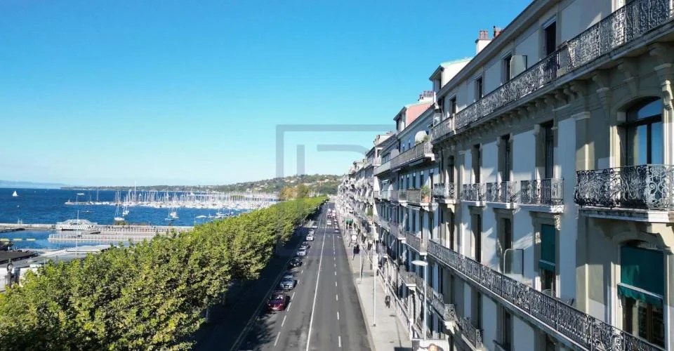 Appartement vue lac de 214m2