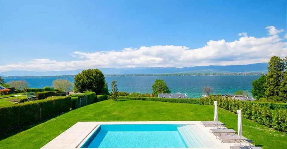 Une vue époustouflante sur le lac