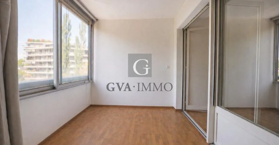 Élégant 2,5 pièces avec loggia et piscine à Chêne-Bougeries – photo 3 sur 11