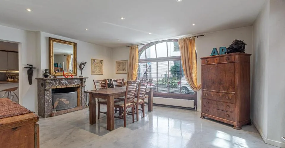Magnifique maison de caractère au coeur du village de Veyrier