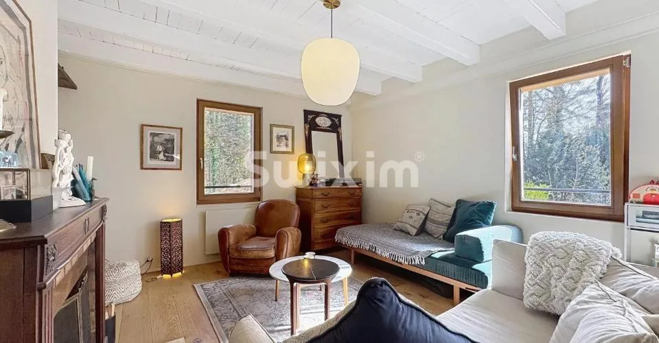 Magnifique duplex de 4 pièces avec jardin de 240 m²