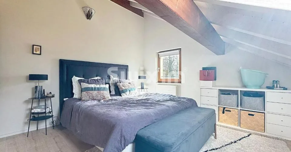 Magnifique duplex de 4 pièces avec jardin de 240 m²