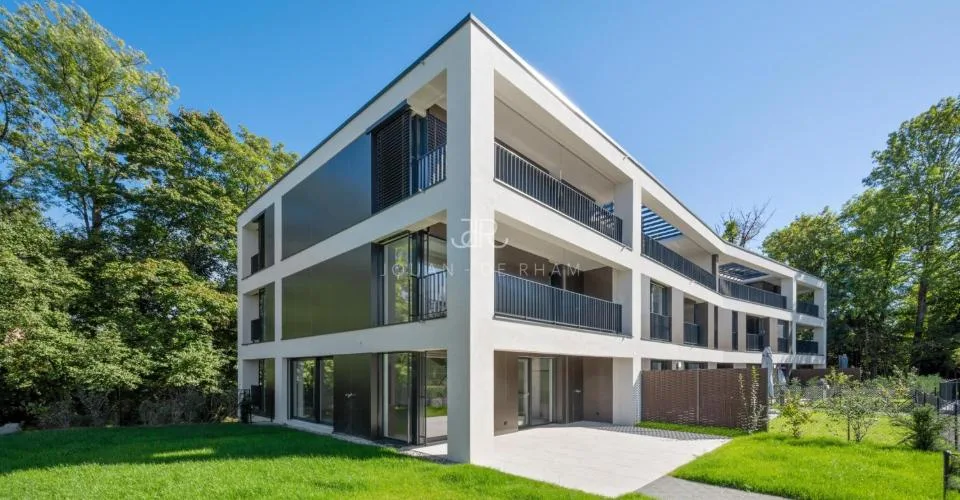 Exclusivité : Appartement triplex de 4-5 chambres à proximité du Collège du Léman