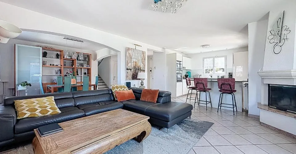 Villa individuelle avec piscine secteur Chilly (Douvaine - FRANCE)