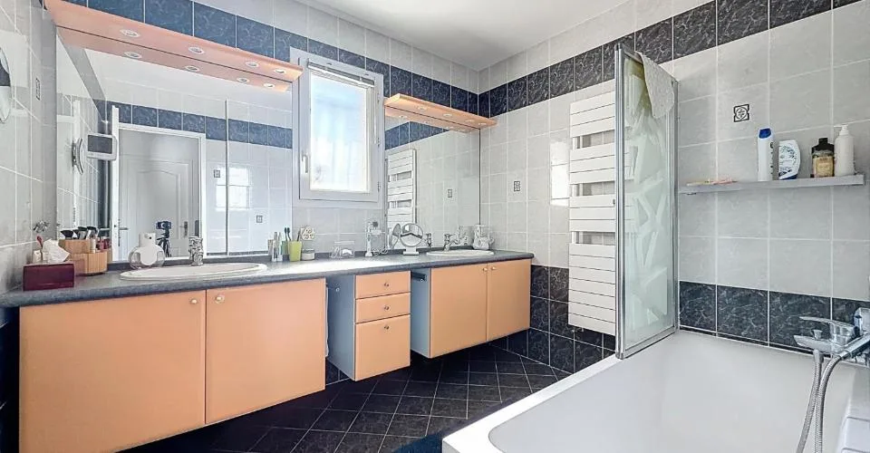 Villa individuelle avec piscine secteur Chilly (Douvaine - FRANCE)