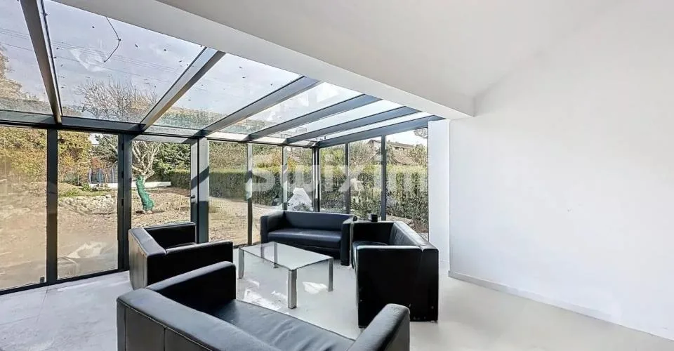 Maison de village moderne à Vernier avec appartement indépendant