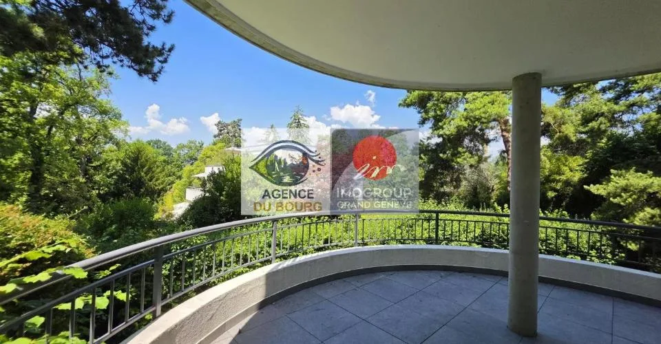 Anières ? Un appartement qui a tout d'une maison.