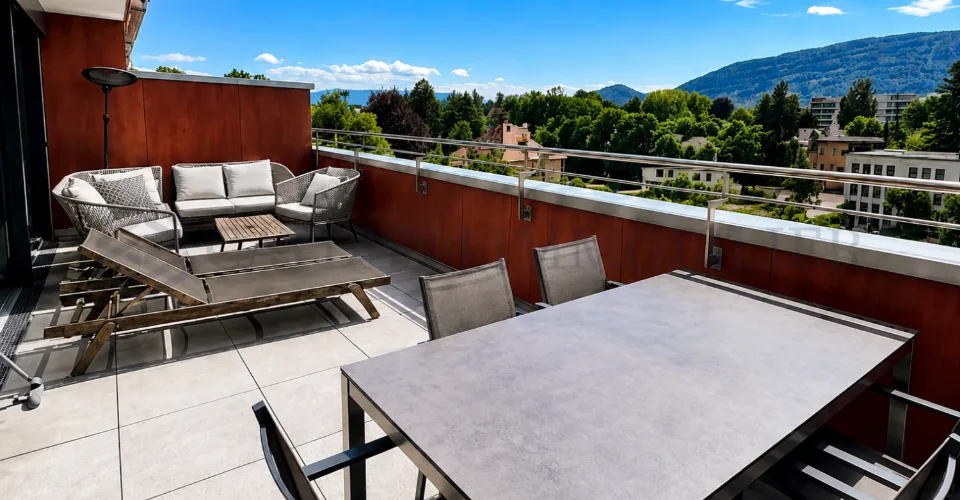 Superbe attique 5 pièces à Carouge - Opportunité rare