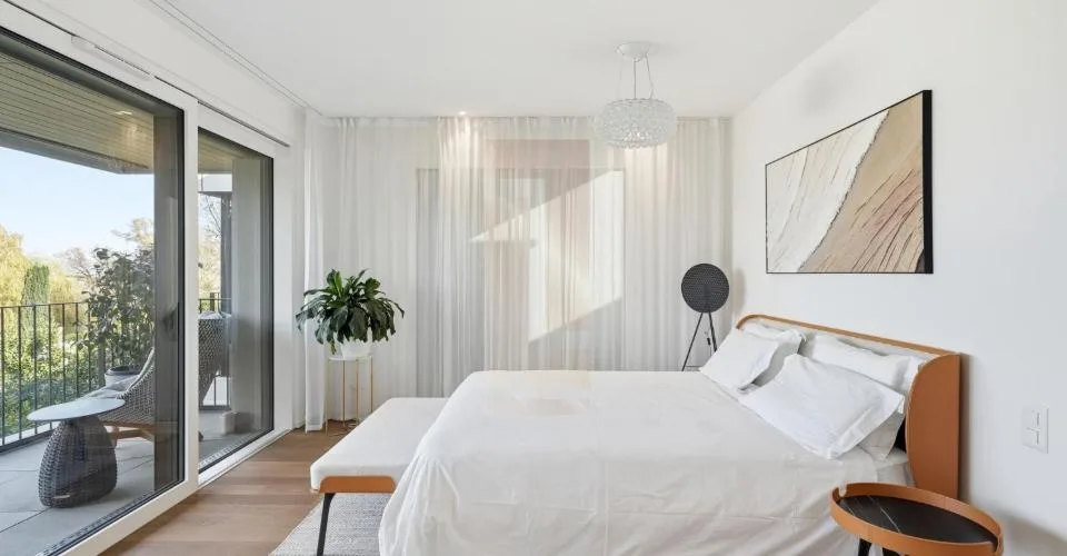 Exclusivité : Maison contemporaine clé en main avec vue lac