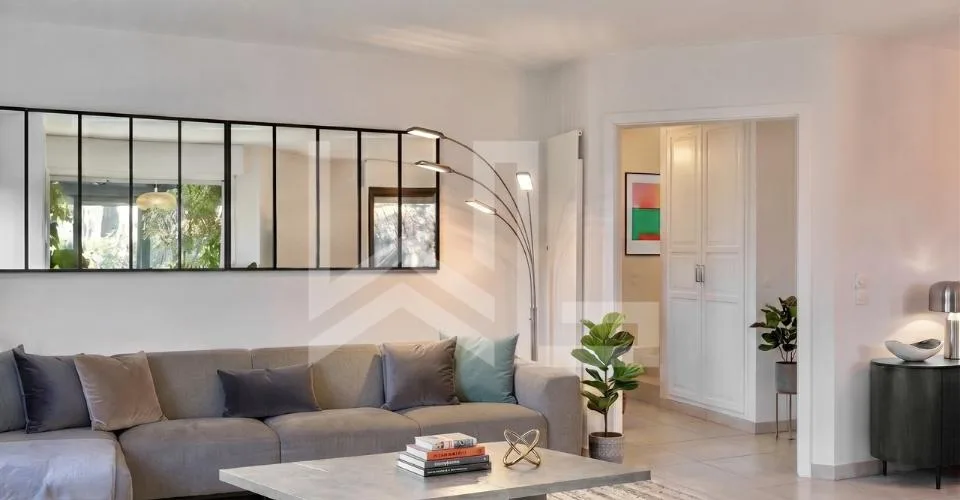 Villa familiale à Corsier : luminosité, espace et bien-être