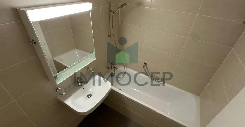 Exclusivité : Spacieux 3 pièces de 94 m2 pondérés au Petit-Saconnex