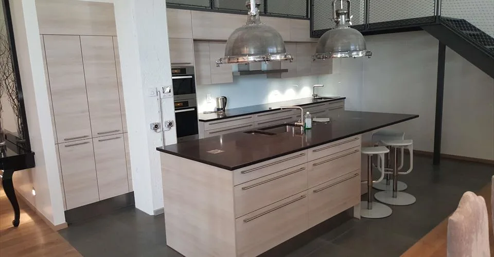 A vendre : Exceptionnel LOFT/Duplex de 360m2 aux Charmilles