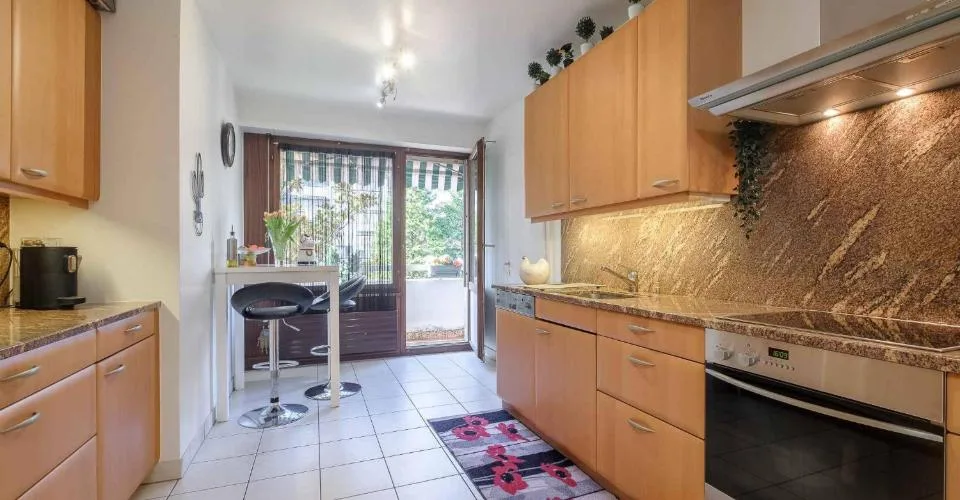 Bel appartement traversant de 6 pièces