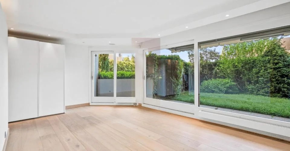 Exceptionnel 6.5 pièces en duplex avec jardin à Champel