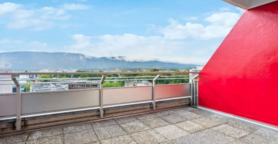 Superbe duplex de 6 pièces 140m2 au dernier étage à Onex