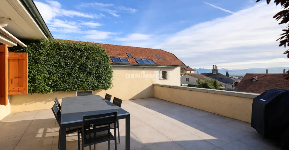 Appartement triplex avec studio indépendant