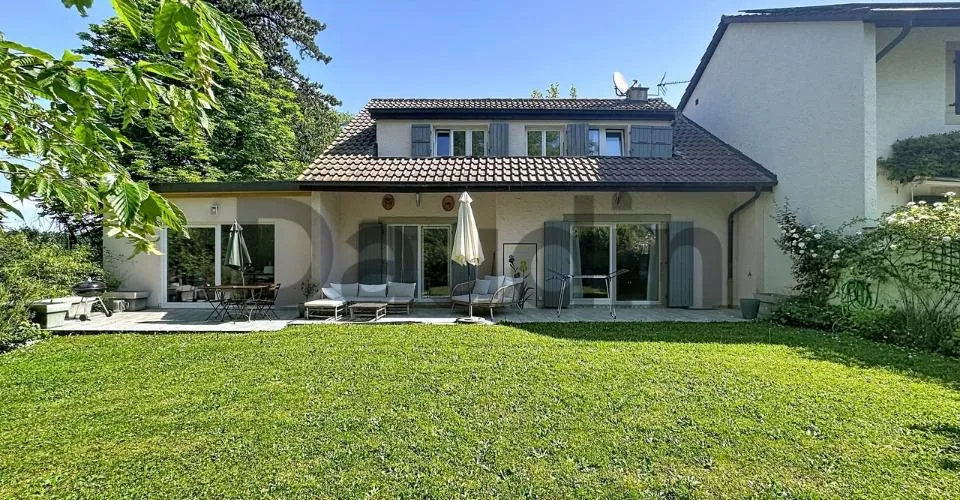 Jolie maison familiale de 9 pièces rénovée