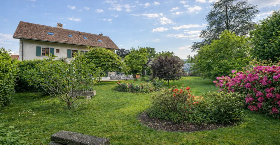 Magnifique ancien corps de ferme