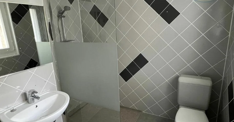 Immeuble résidentiel avec parcelle constructible d'environ 550 m2 – foto 12 di 13