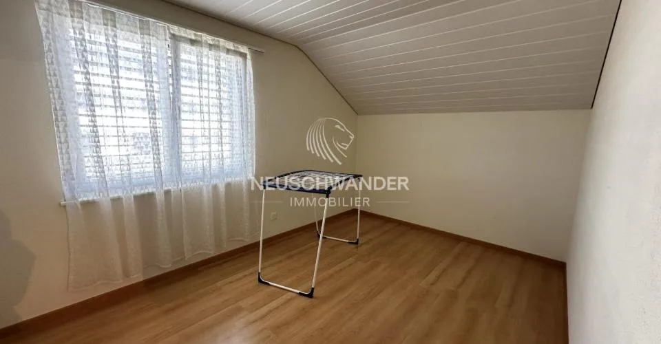 Maison familiale de 5.5 pièces à vendre à Bassecourt