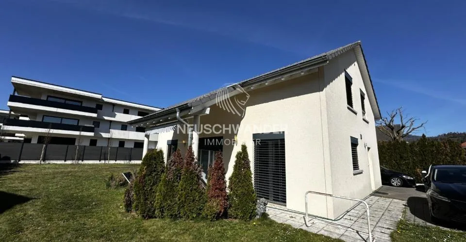Maison familiale de 5.5 pièces à vendre à Bassecourt
