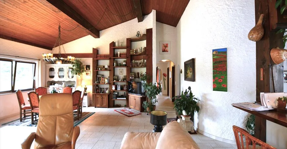 Propriété familiale de style provençal à Porrentruy