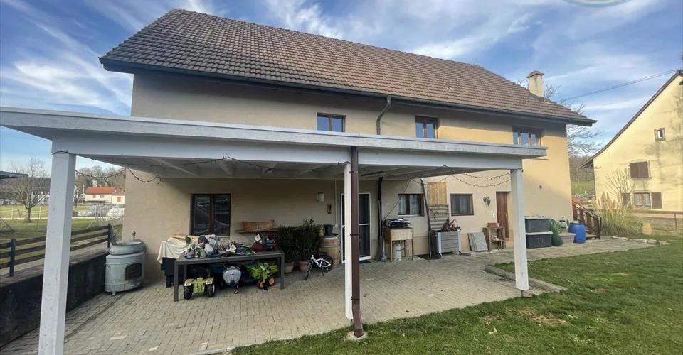 Maison composée de deux logements avec possibilité d'agrandissement