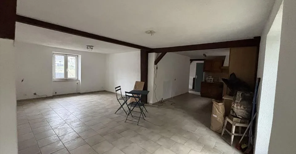 À vendre maison à rénover de 4.5 pièces à Courchavon