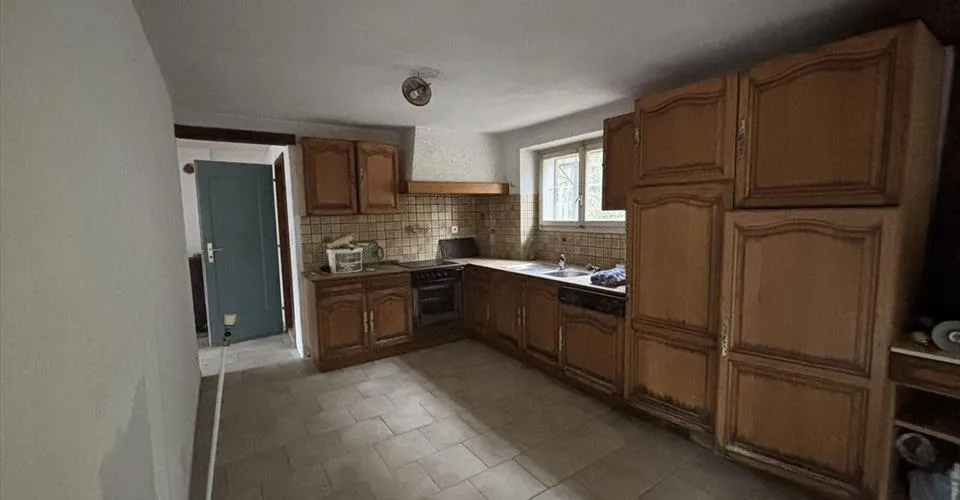 À vendre maison à rénover de 4.5 pièces à Courchavon