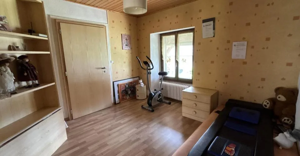 Maison de village de 7 pièces à vendre à Damvant