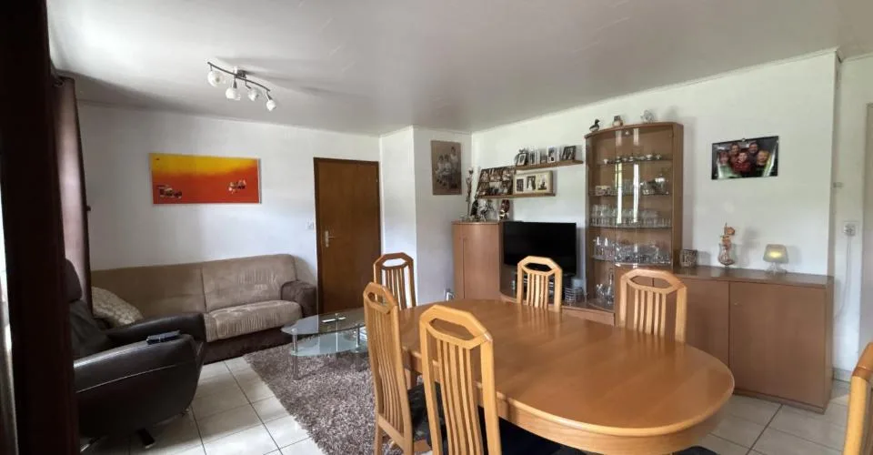 Maison de village de 7 pièces à vendre à Damvant