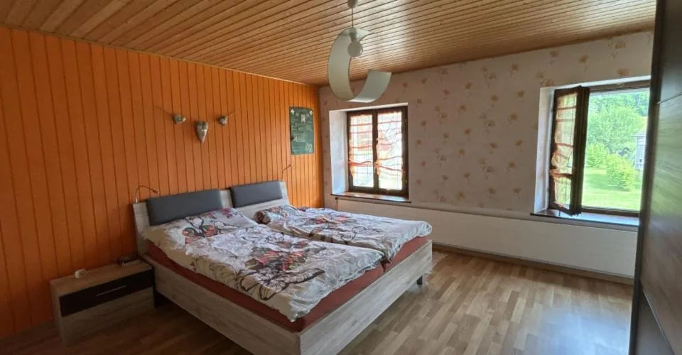 Maison de village de 7 pièces à vendre à Damvant