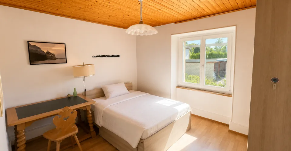 Grande propriété de 300 m² avec terrain constructible au cœur de Courgenay – Foto 4 von 13