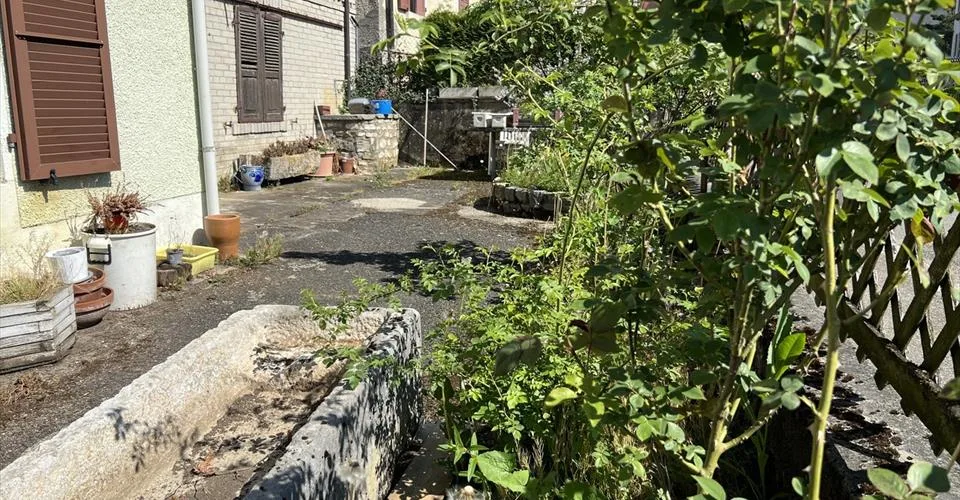 Maison avec beau potentiel d'agrandissement à Boncourt