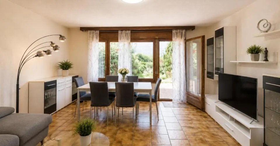 IMMEUBLE DE RENDEMENT AVEC 10 APPARTEMENTS ET POTENTIEL LOCATIF